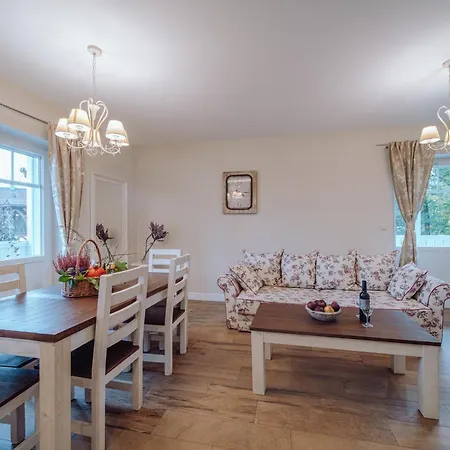 Lejlighed Dolina Wikingow Apartament Urnes 07 *